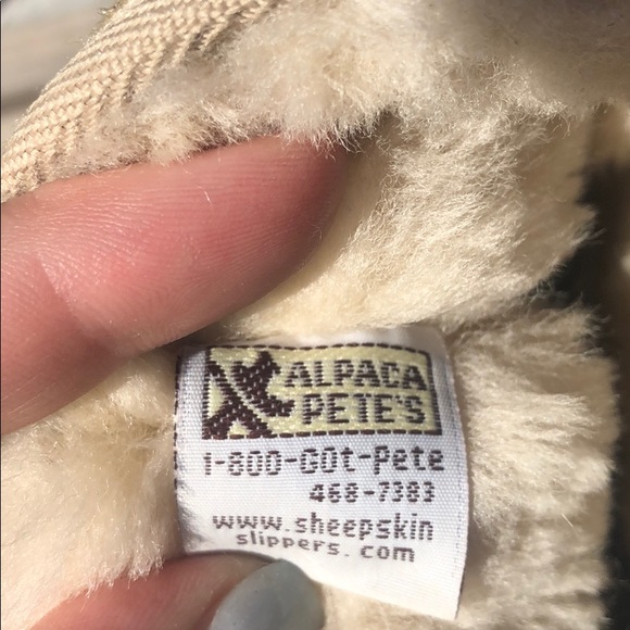 Sheepskin ugg style boots - Picture 5 of 7